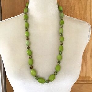 NWOT Joan Rivers Green Wood Bead Necklace